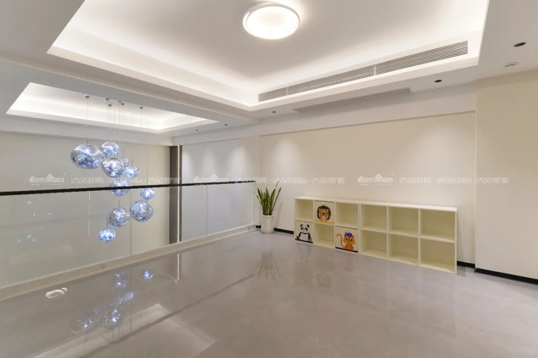 賞·析|260㎡現代簡約，譜寫家的多種生活方式